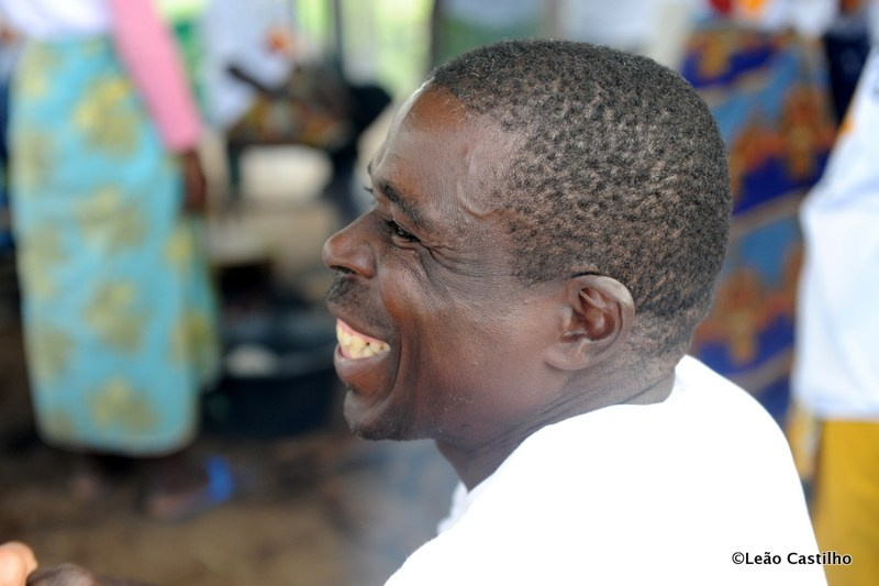 Photos of volunteer work in Mozambique. Simbahalu