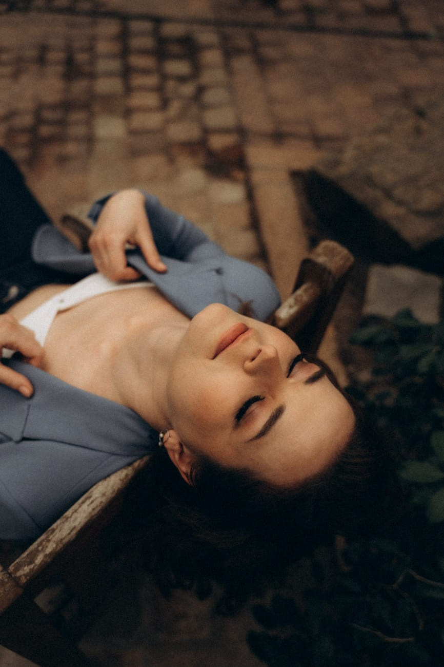 Female portrait session. Little Birdie – Jouw familie- en huwelijksfotograaf in België en daarbuiten