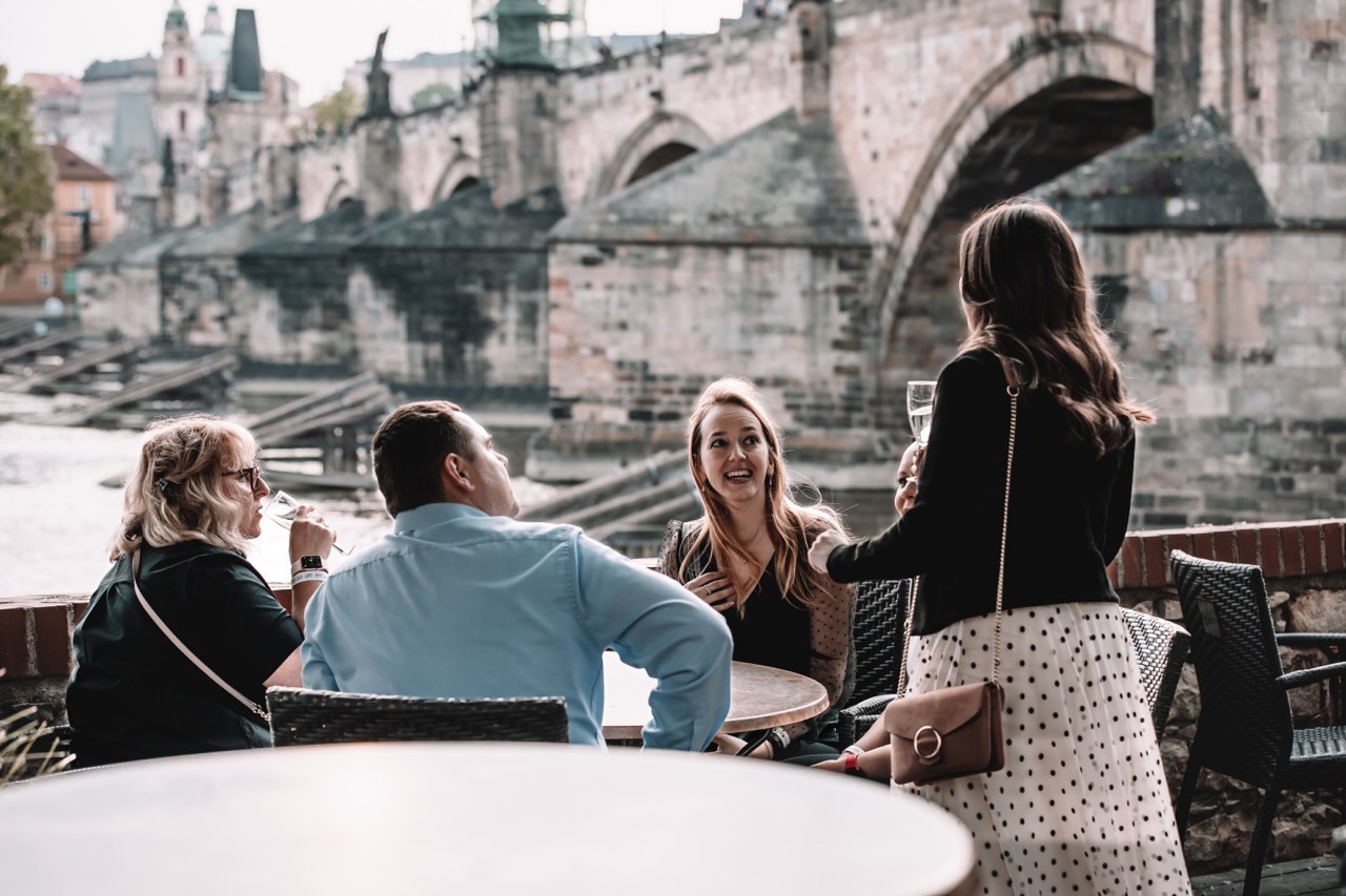 Dana Lišková - Eventová fotografka Praha - event fotografie - firemní akce - byznys portrét - korporátní fotografie 