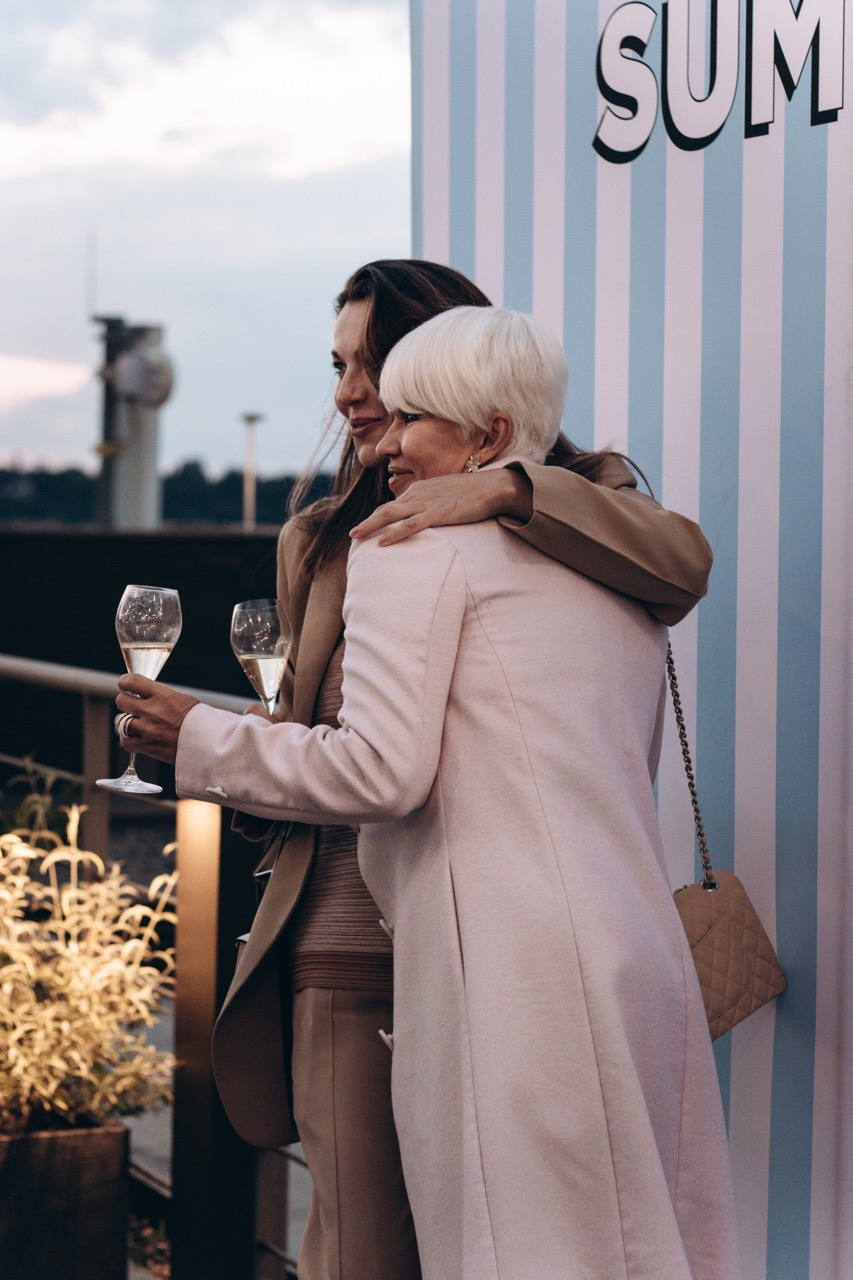 Dana Lišková - Eventová fotografka Praha - event fotografie - firemní akce - byznys portrét - korporátní fotografie 