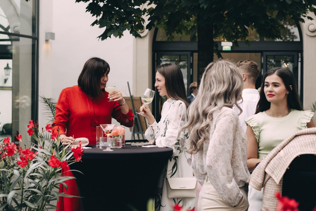 Dana Lišková - Eventová fotografka Praha - event fotografie - firemní akce - byznys portrét - korporátní fotografie 