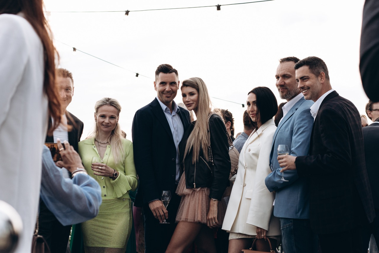 Dana Lišková - Eventová fotografka Praha - event fotografie - firemní akce - byznys portrét - korporátní fotografie 