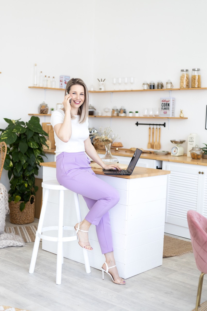 Dana Lišková - Portrétní a brandová fotografka Praha - Byznys portrét Praha - Brandové foto praha - Byznys portrét Praha