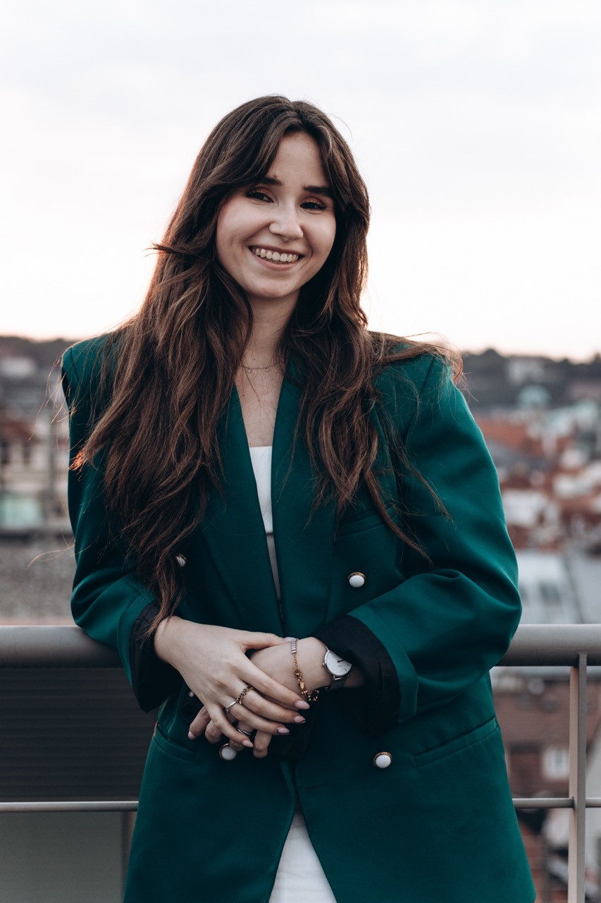 Dana Lišková - Eventová fotografka Praha - event fotografie - firemní akce - byznys portrét - korporátní fotografie 