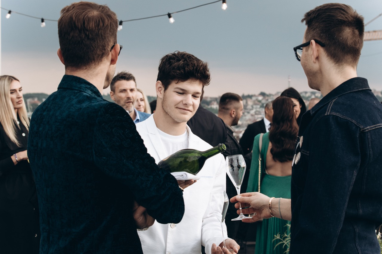 Dana Lišková - Eventová fotografka Praha - event fotografie - firemní akce - byznys portrét - korporátní fotografie 