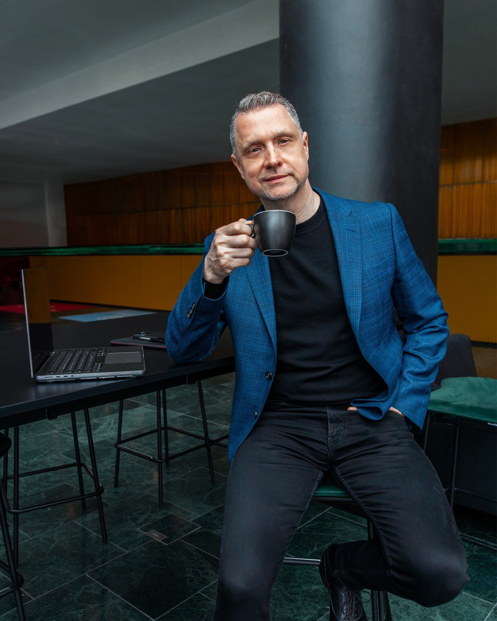 Dana Lišková - Business and Portrait photographer Prague - Brand Photographer Prague - Corporate portraits 