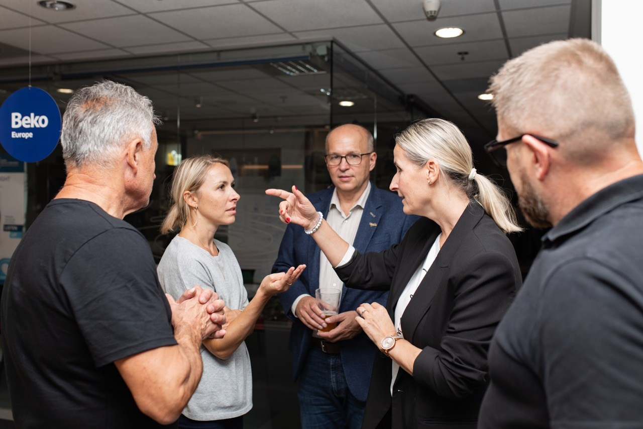 Dana Lišková - Eventová fotografka Praha - event fotografie - firemní akce - byznys portrét - korporátní fotografie 