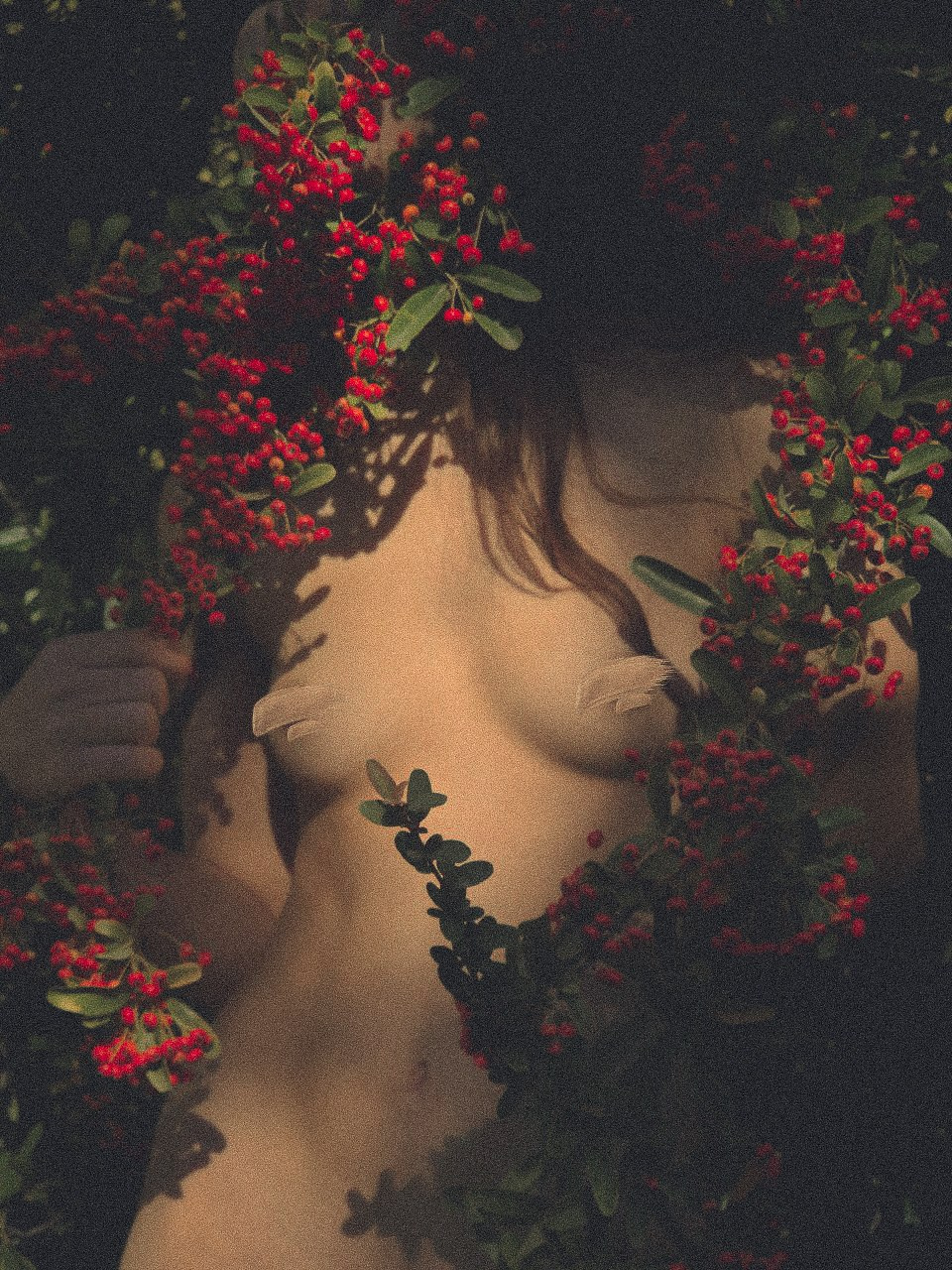 Photo nue sensuelle et tendre créative pour une fille en France et en Europe. Histoires d’amour, séances photos de famille et de mariage en France