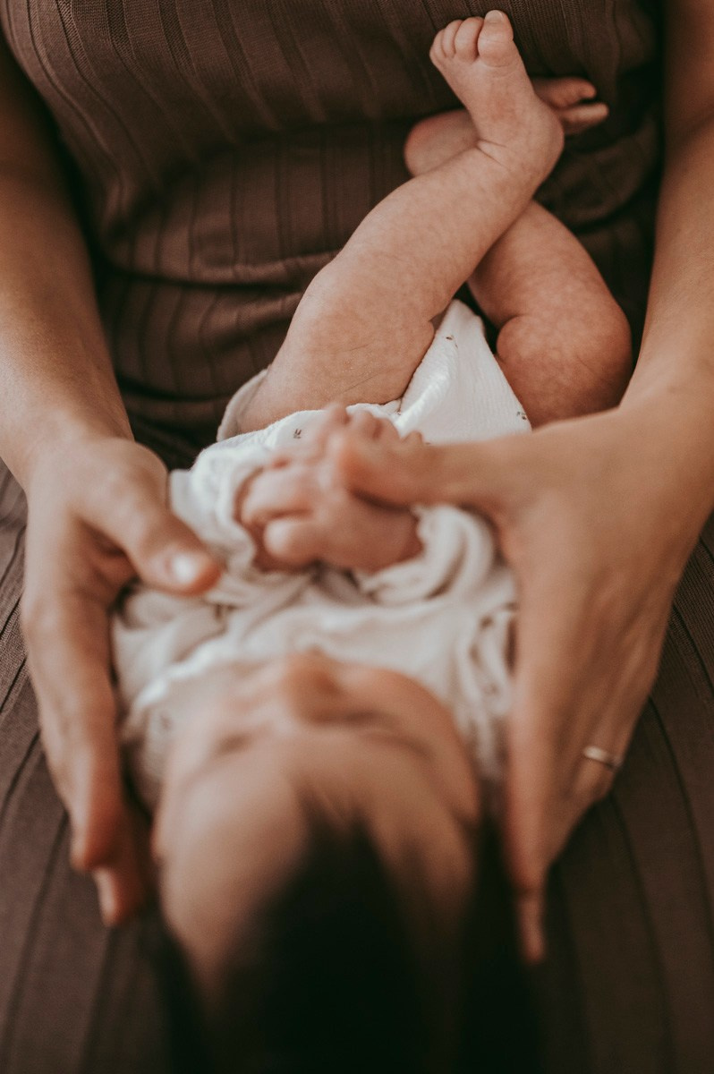 Katarina, Dejan, Petra i Julija / porodicno fotografisanje kod kuce. Deciji i porodicni fotograf u Beogradu Oksana Skendzic