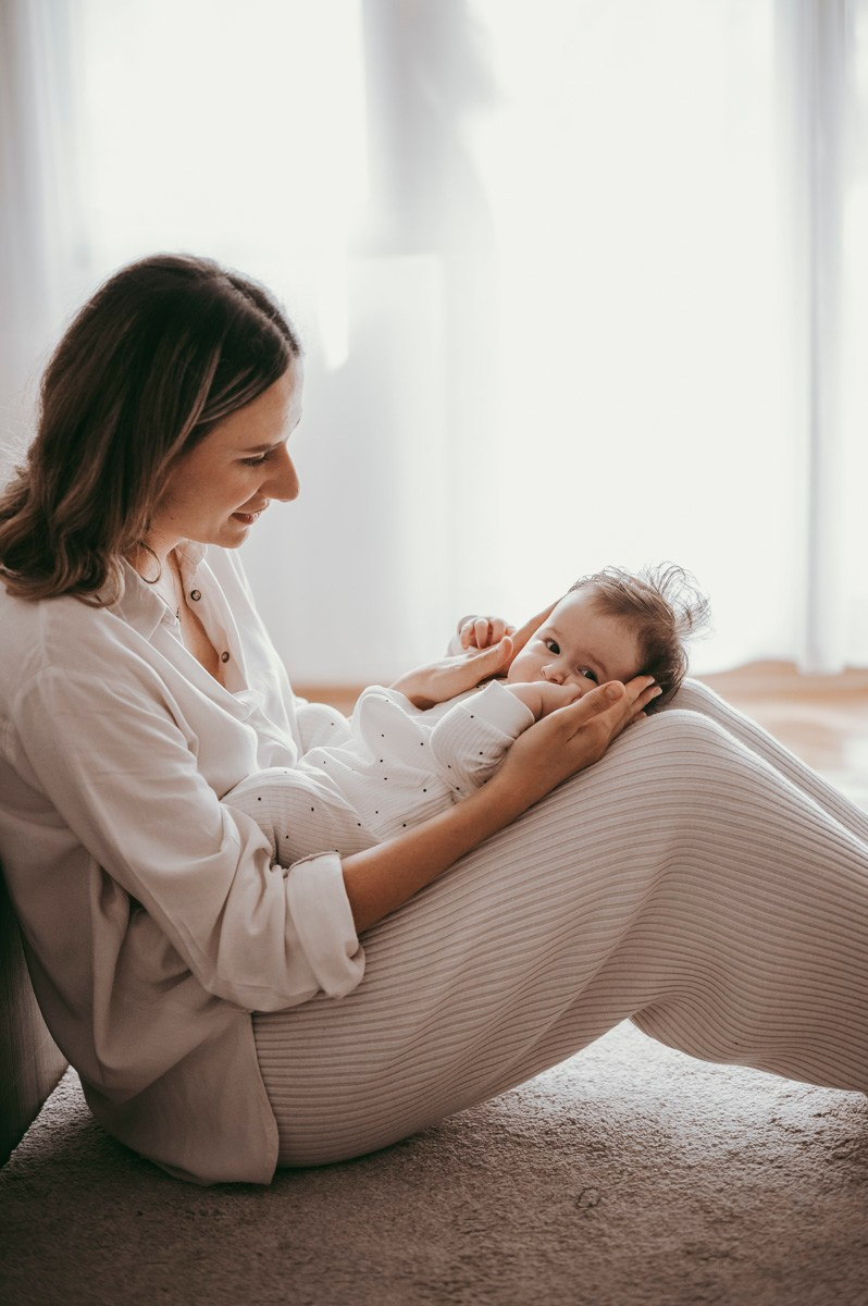 Katarina, Marko i Elena / porodicno fotografisanje kod kuce. Deciji i porodicni fotograf u Beogradu Oksana Skendzic