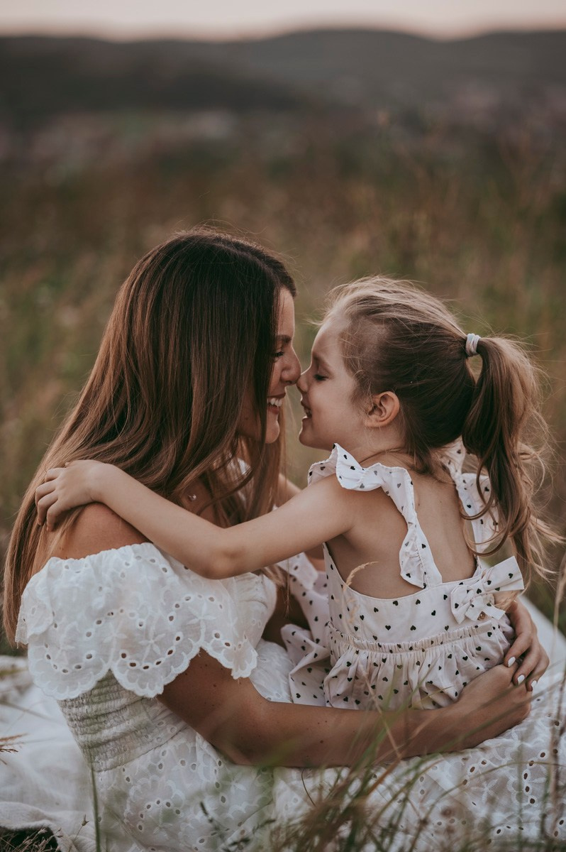 Sonja, Bojan, Nadja i Una / porodicno fotografisanje. Deciji i porodicni fotograf u Beogradu Oksana Skendzic