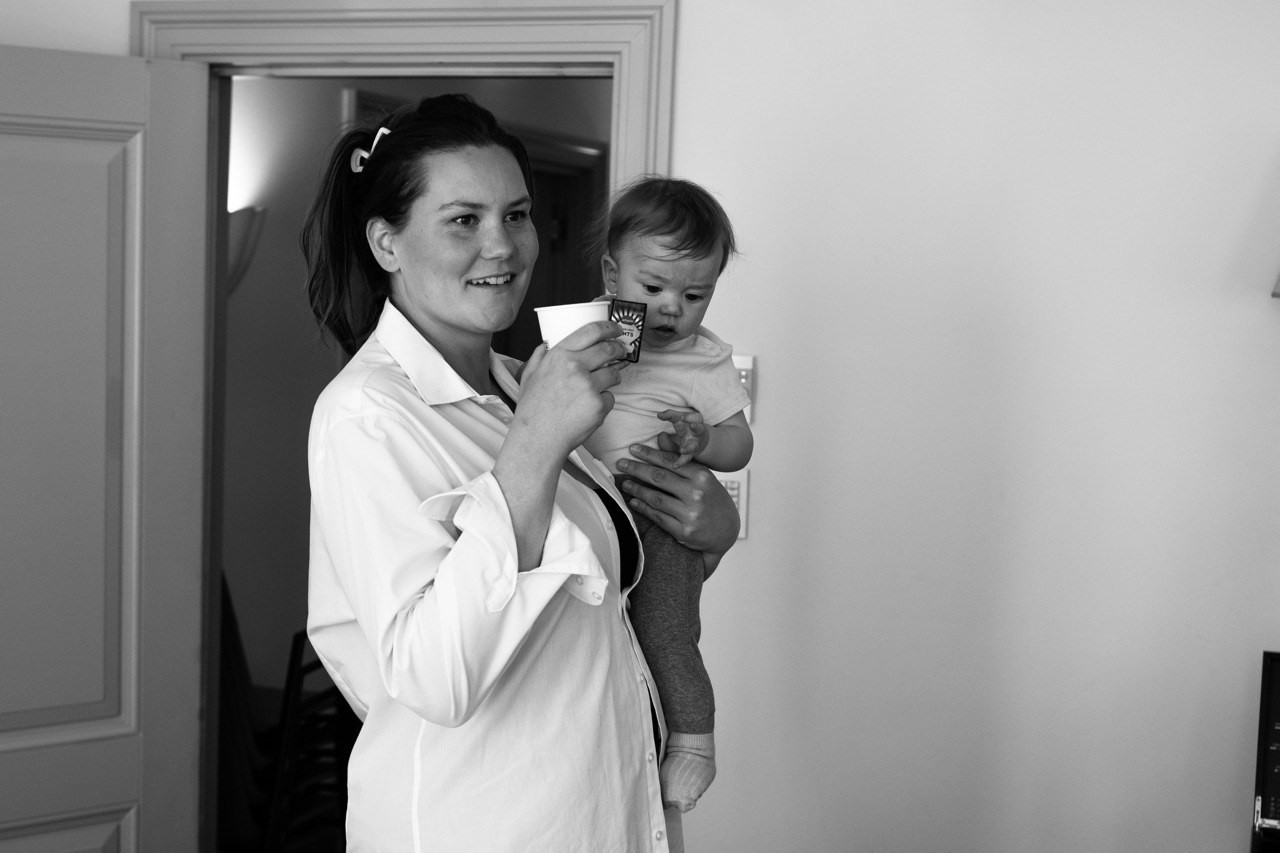 BACKSTAGE. Dana Lišková — Empathetic Photographer | Introspective Artist |Neurodivergent Coach | Founder of Artepy.cz