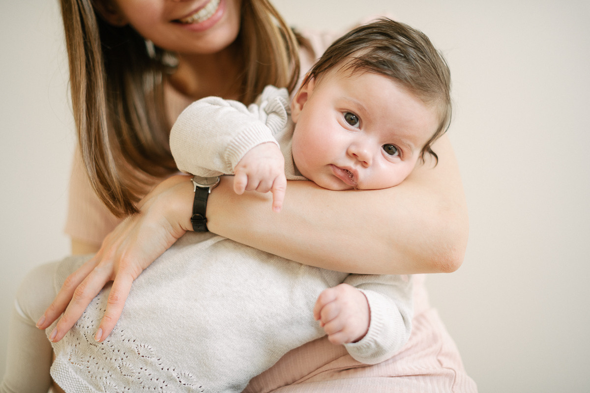 Pure Mamas Liebe. Newbornphoto in Duesseldorf