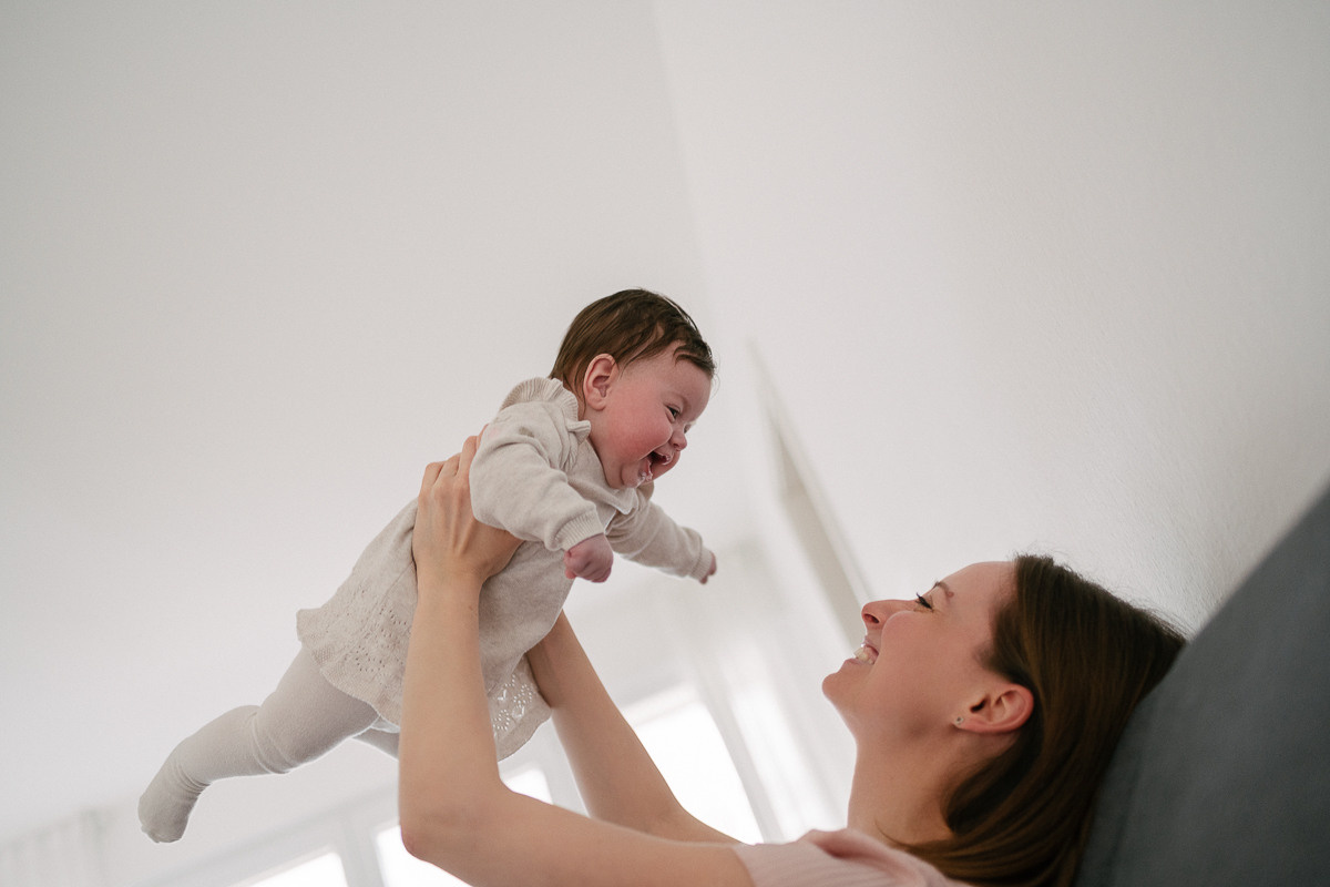 Pure Mamas Liebe. Newbornphoto in Duesseldorf