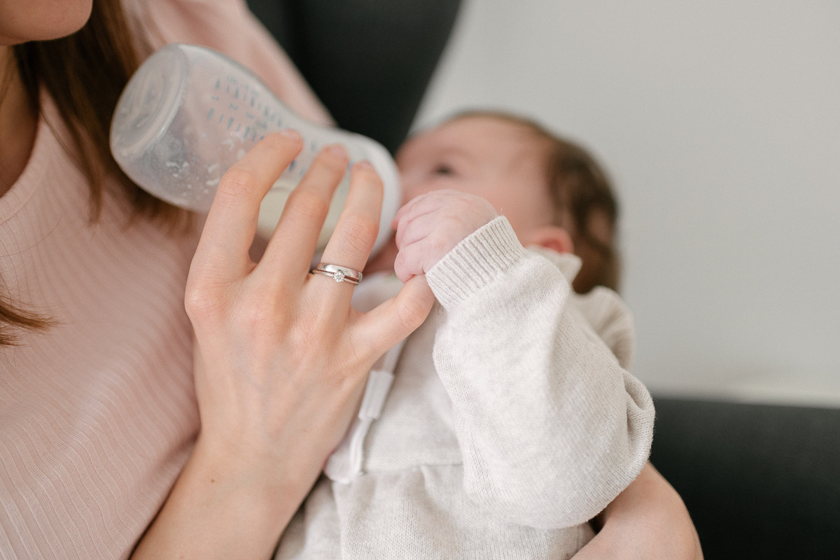 Pure Mamas Liebe. Newbornphoto in Duesseldorf