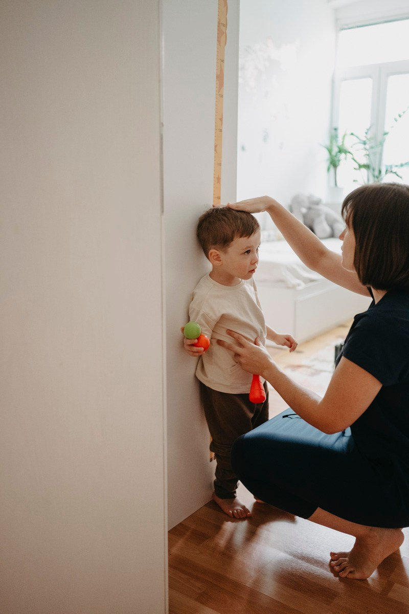 Porodicno fotografisanje kod kuce — Andjela, Lazar, Janko i Mihajlo. Deciji i porodicni fotograf u Beogradu Oksana Skendzic