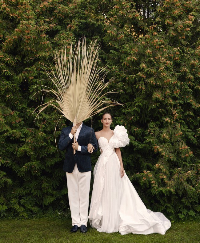 Intimate embrace in soft, neutral tones