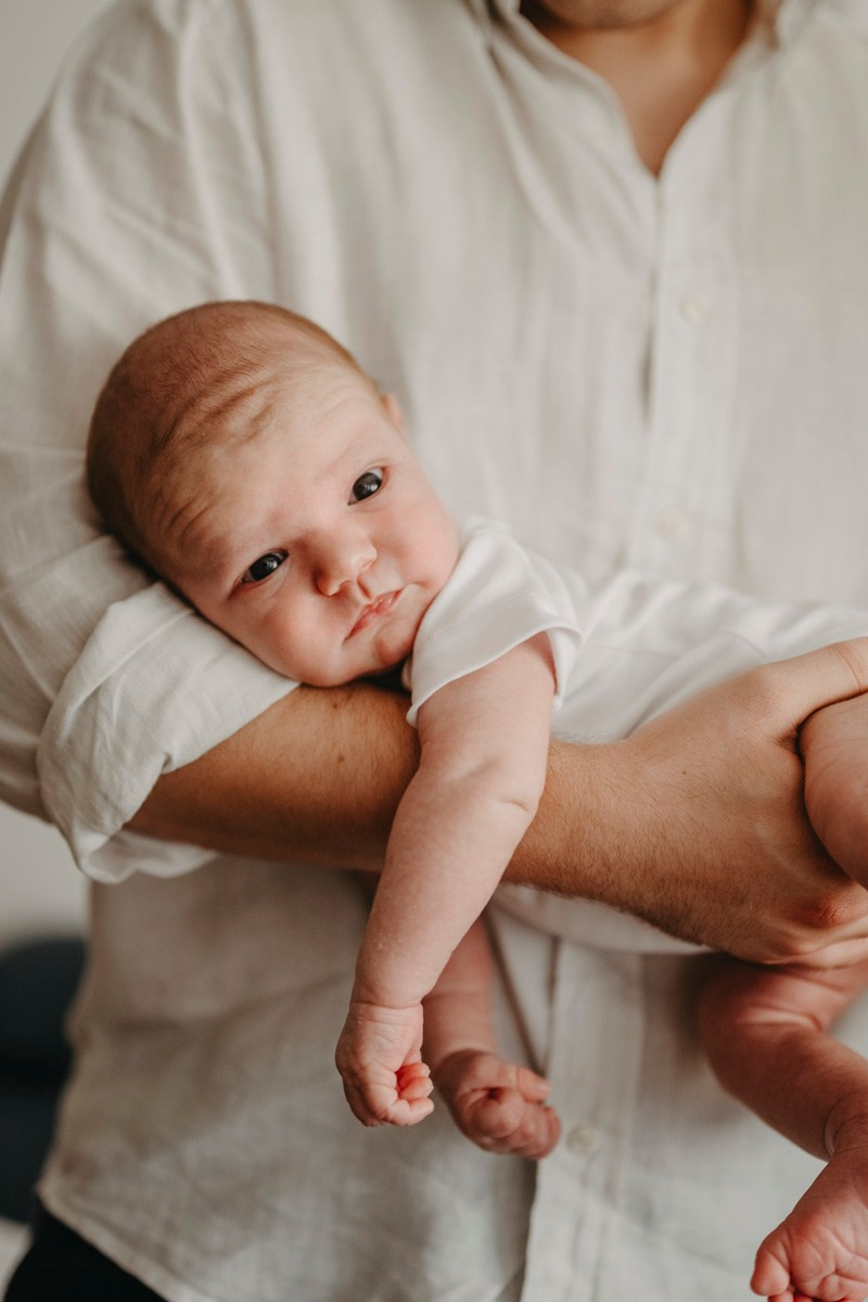 Dobrodosao, Vukane / fotografisanje bebe kod kuce. Deciji i porodicni fotograf u Beogradu Oksana Skendzic