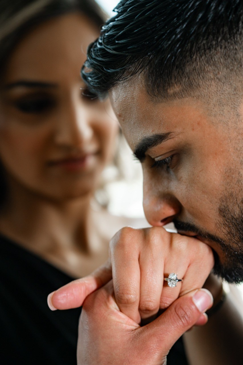 Proposal Cheval Three Quays. Tonya Kyrylenko photographer in London