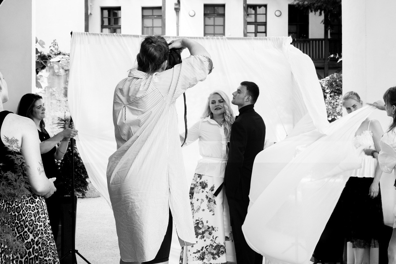 BACKSTAGE. Dana Lišková — Empathetic Photographer | Introspective Artist |Neurodivergent Coach | Founder of Artepy.cz