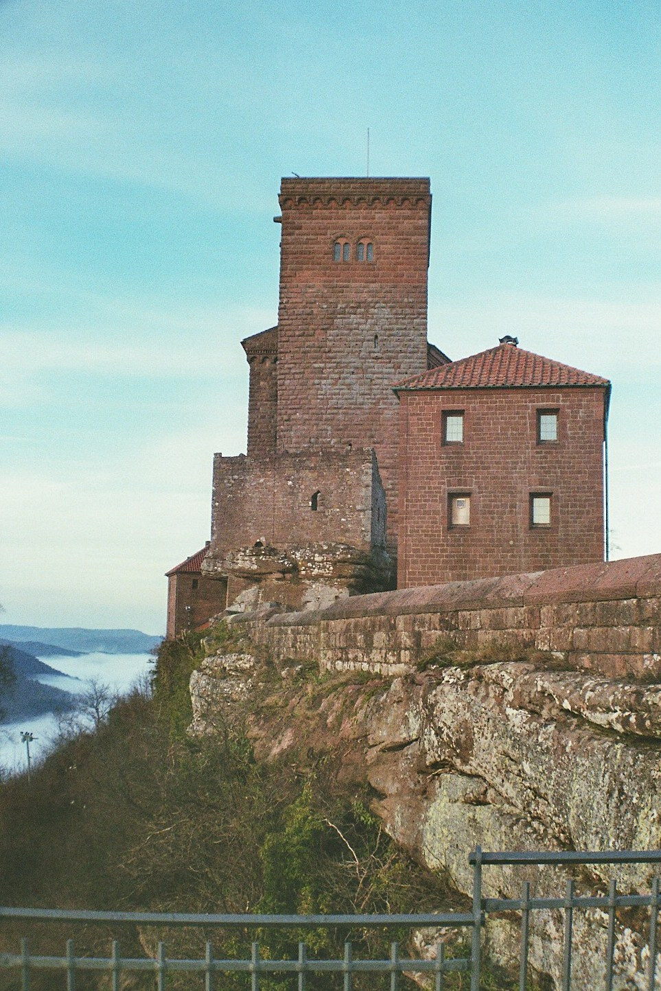 Трифельс: конструирование истории. Фотограф в Германии — Мария Чистякова