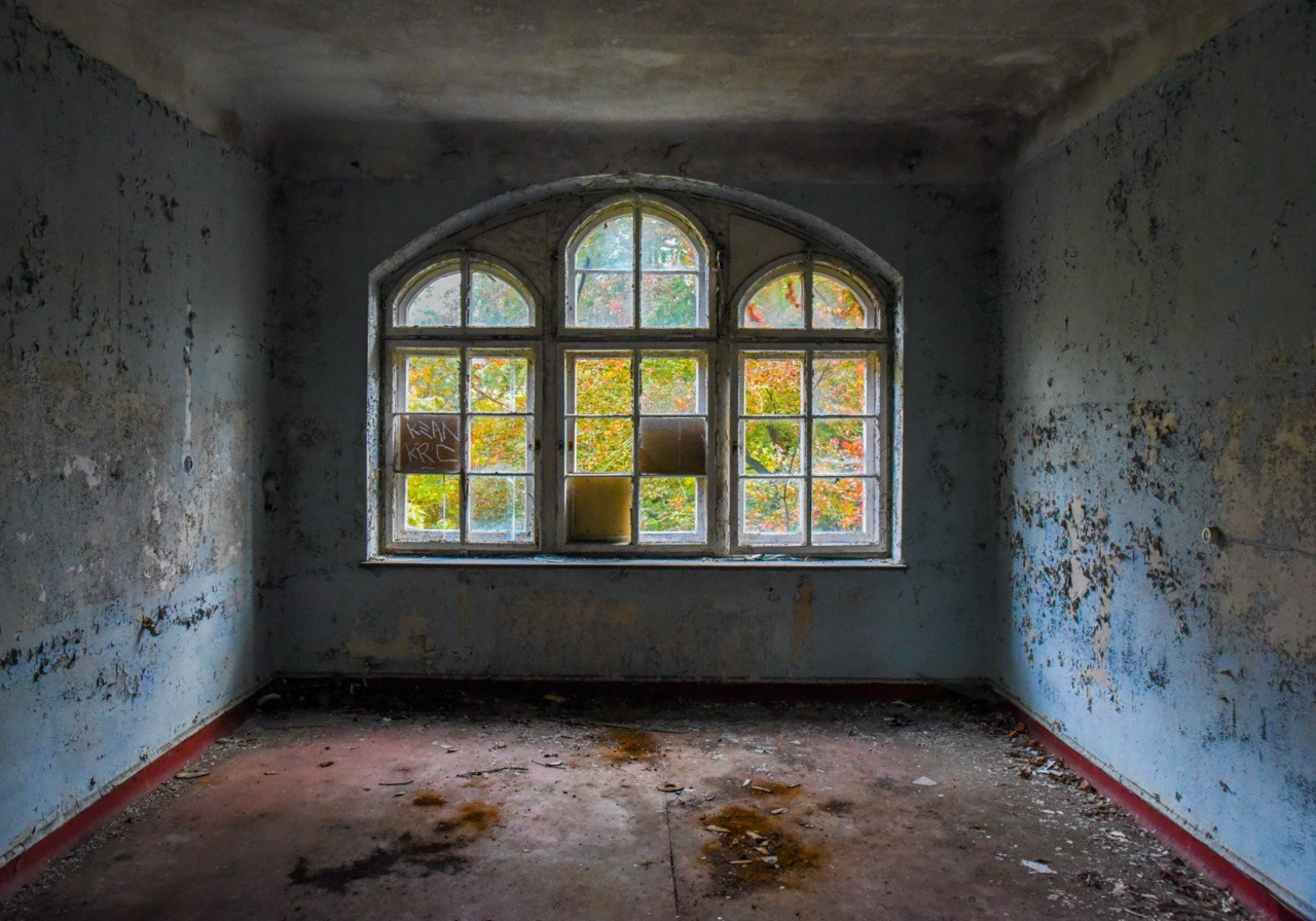 Aesthetic of Chaos. Katerina Kiper Photography