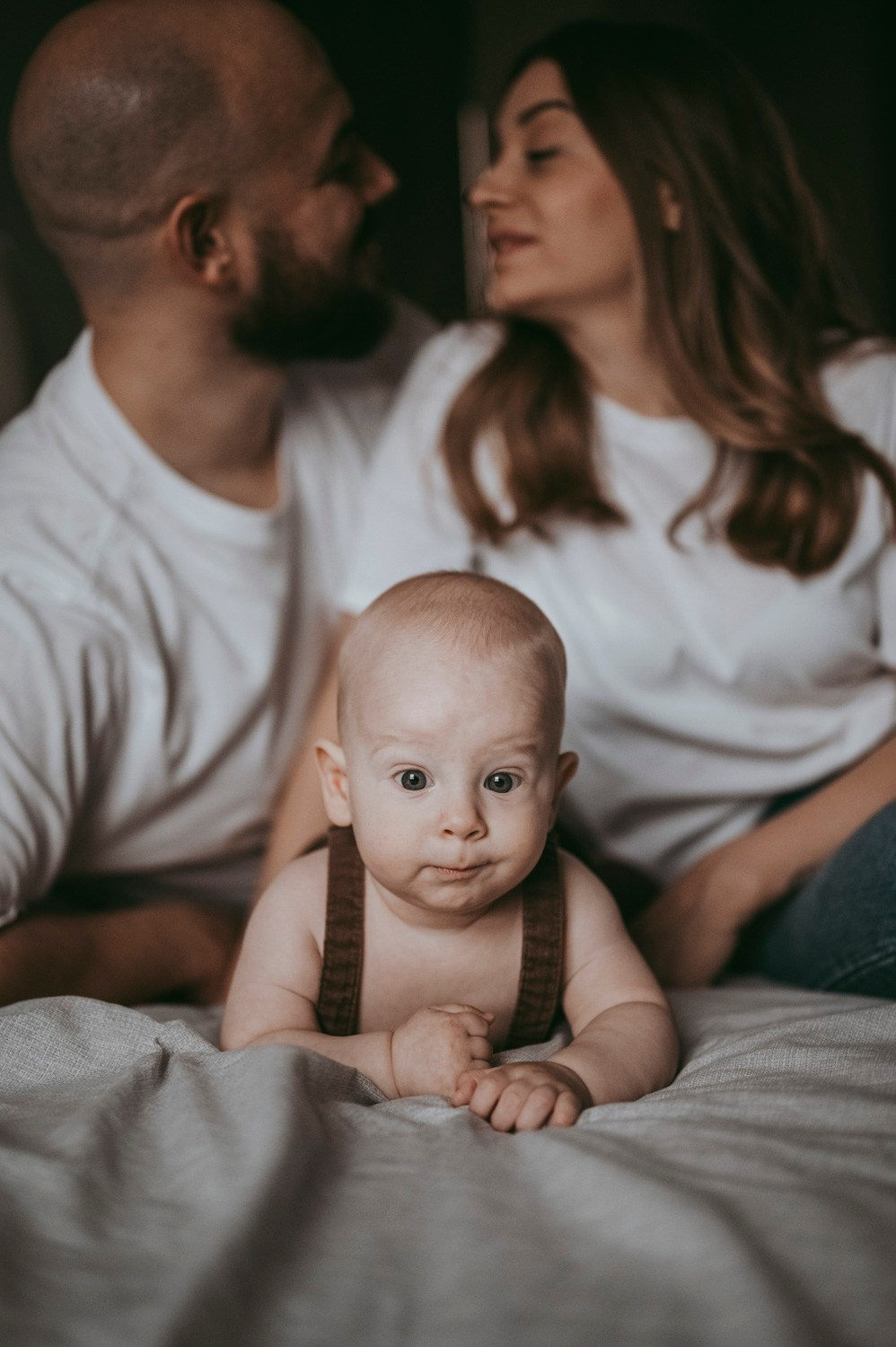 Dusan, Tanja i Luka / porodicno fotografisanje kod kuce. Deciji i porodicni fotograf u Beogradu Oksana Skendzic