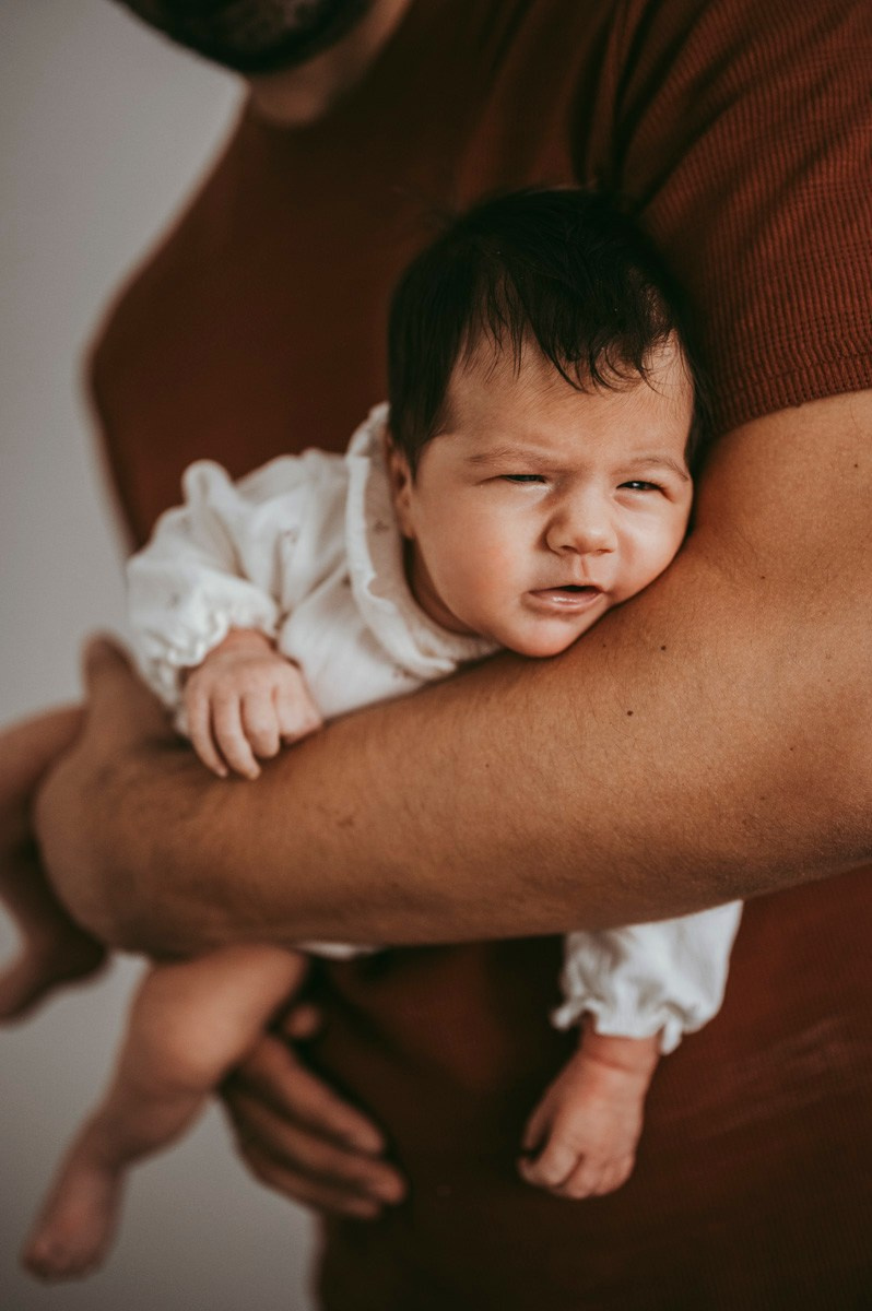 Katarina, Dejan, Petra i Julija / porodicno fotografisanje kod kuce. Deciji i porodicni fotograf u Beogradu Oksana Skendzic