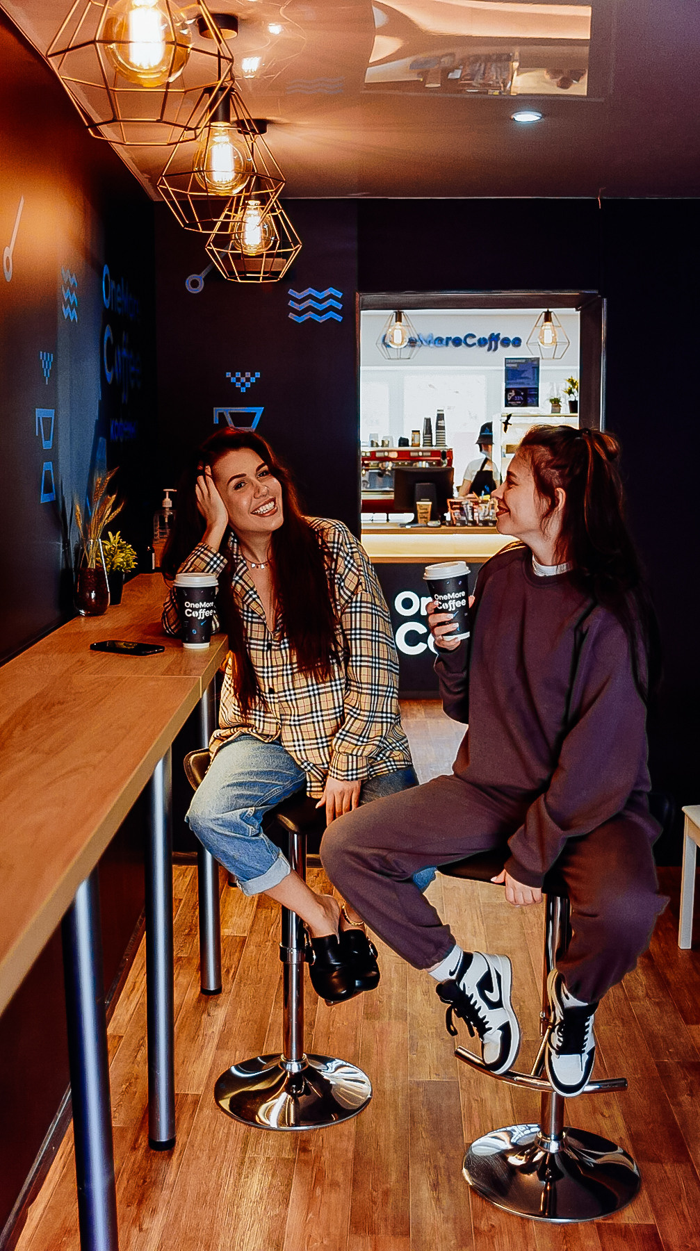 КОФЕЙНЯ. МАРИЯ ВАЛУЕВА Фотограф в Ницце, Каннах, Монако, Франции, Европе. Фотограф в Стамбуле