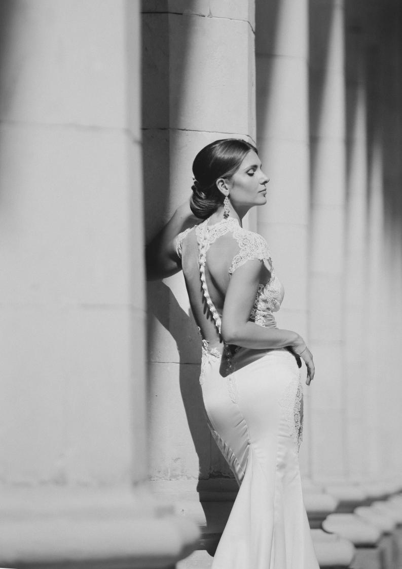 Ukraina-Kiev. Luxury wedding, portrait, family photographer over Europe