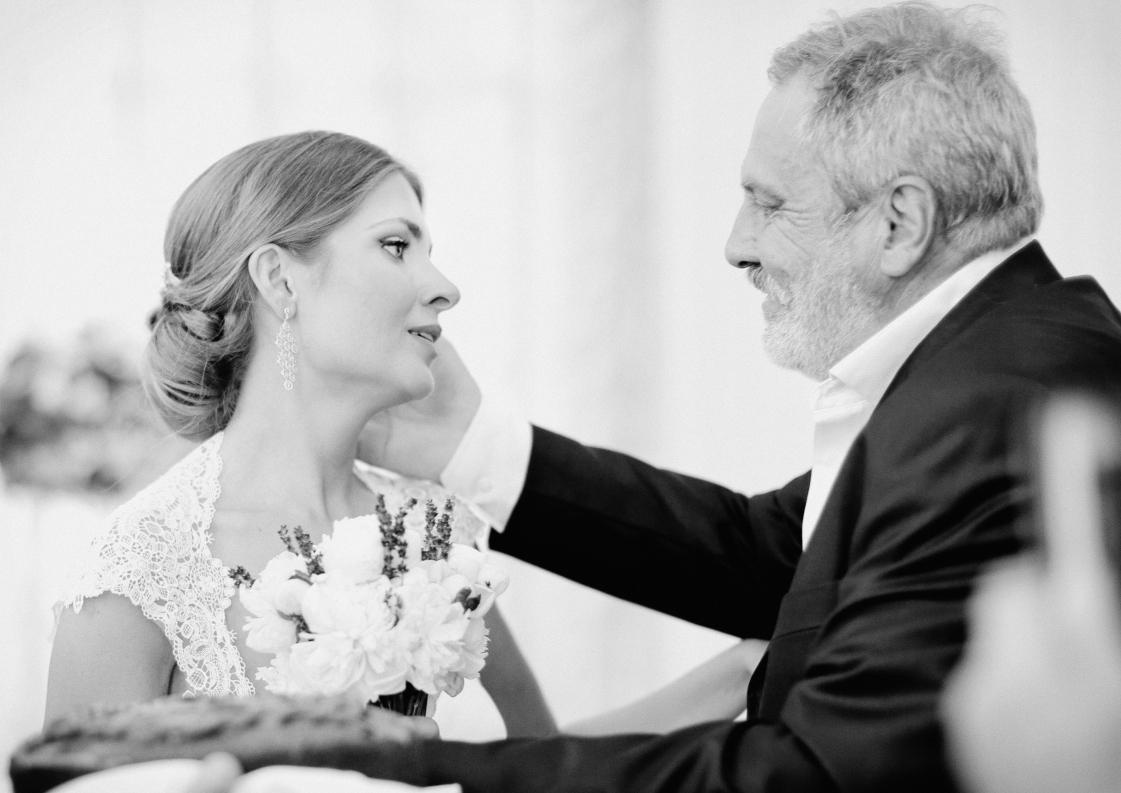 Ukraina-Kiev. Luxury wedding, portrait, family photographer over Europe