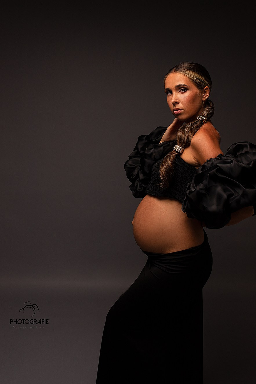 BABYBAUCH. Neugeboren und Babybauchfotoshooting in Cloppenburg