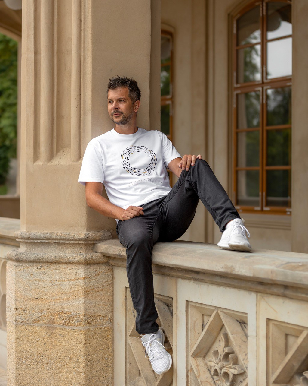 PRO ZNAČKY. Dana Lišková — Empatická fotografka | Introspektivní umělkyně | Neurodivergentní koučka| Zakladatelka Artepy.cz