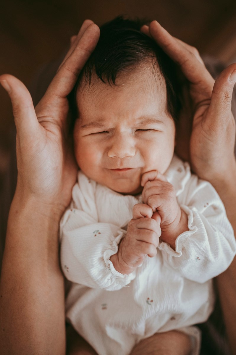 Katarina, Dejan, Petra i Julija / porodicno fotografisanje kod kuce. Deciji i porodicni fotograf u Beogradu Oksana Skendzic