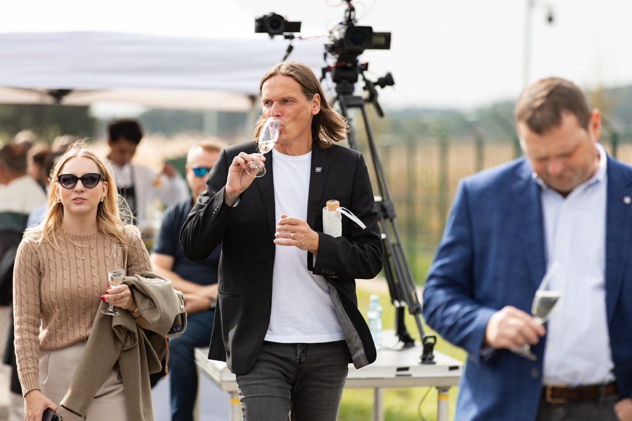 Dana Lišková - Eventová fotografka Praha - event fotografie - firemní akce - byznys portrét - korporátní fotografie 