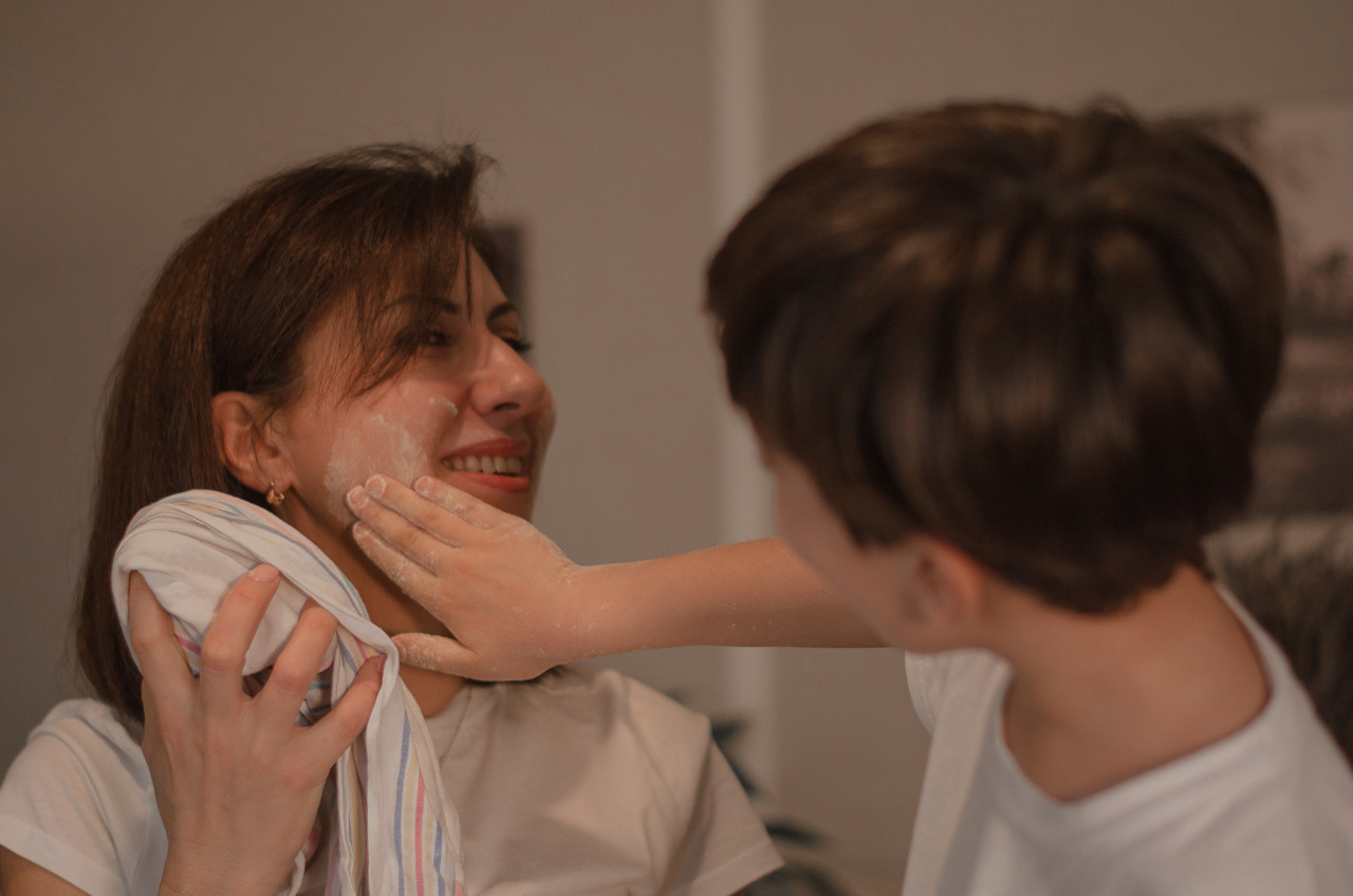 Goûter en famille. Ekaterina Brevet - photographe de mariage