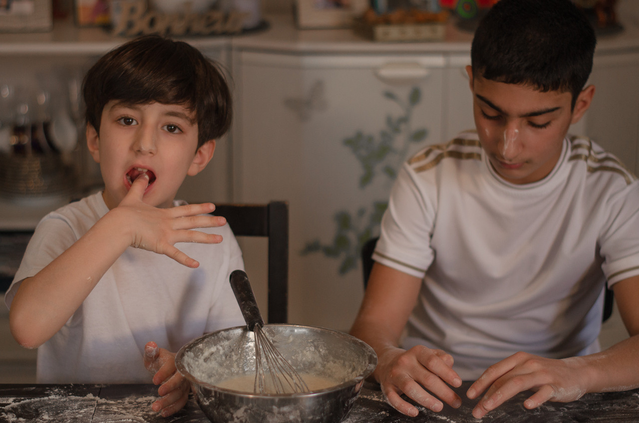 Goûter en famille. Ekaterina Brevet - photographe de mariage