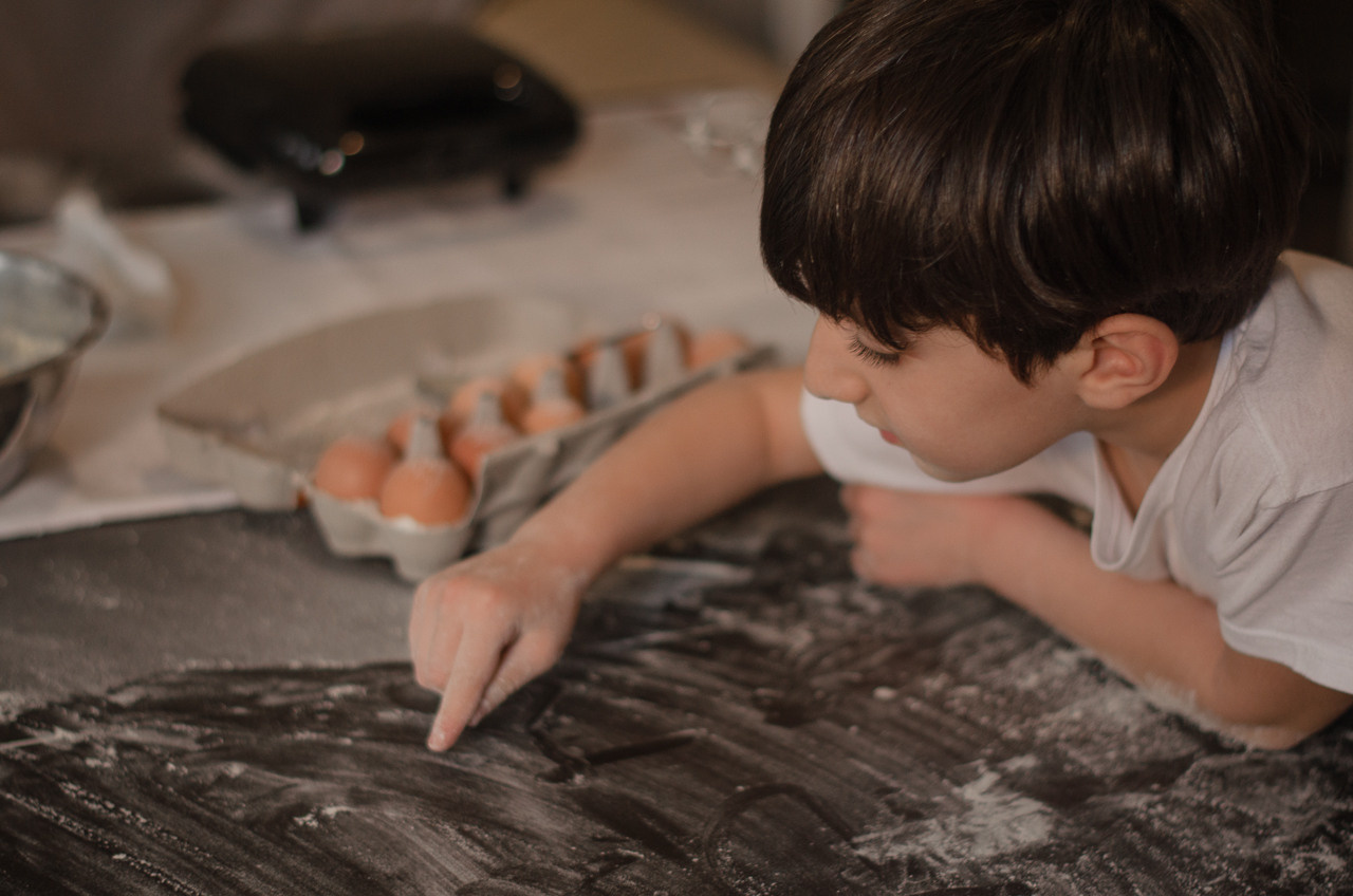 Goûter en famille. Ekaterina Brevet - photographe de mariage