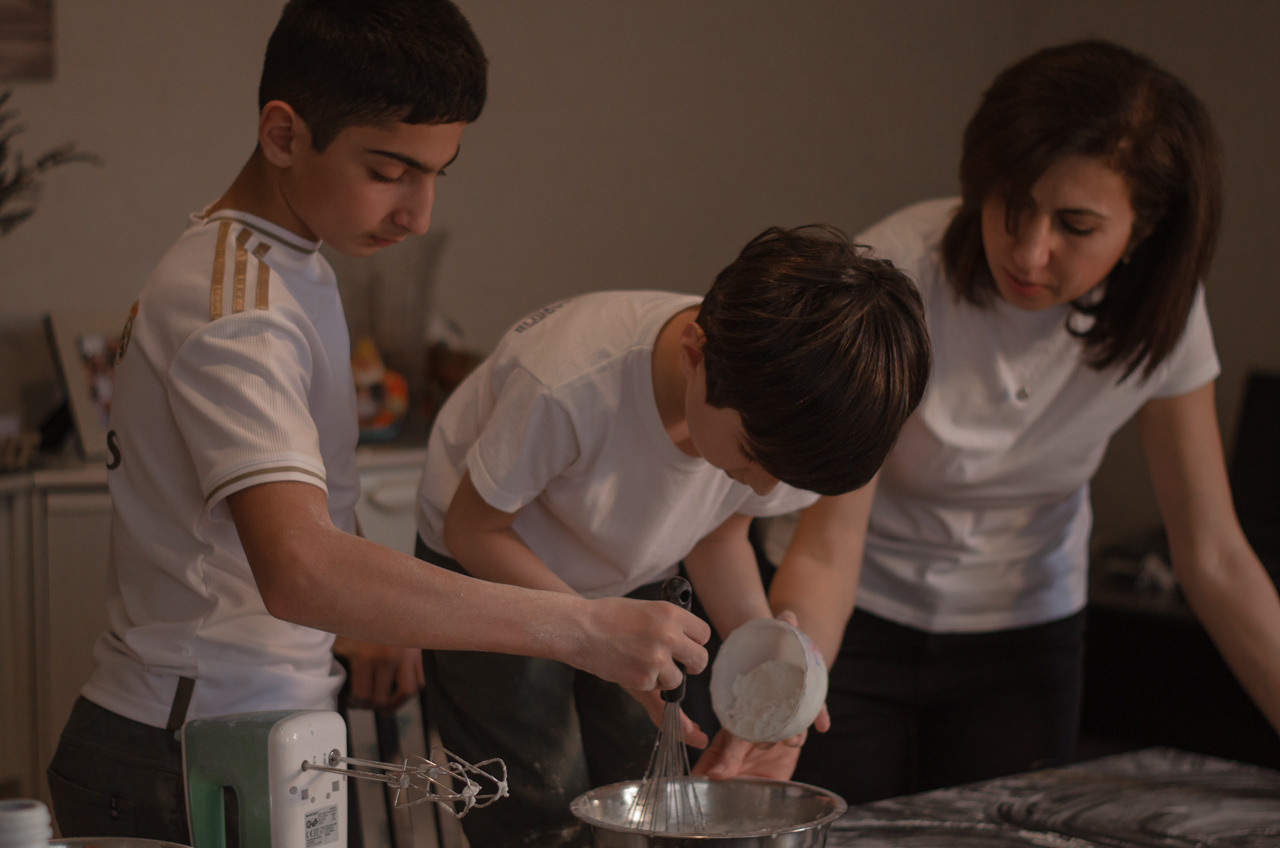 Goûter en famille. Ekaterina Brevet - photographe de mariage