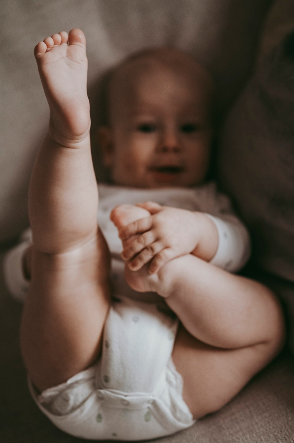 Dusan, Tanja i Luka / porodicno fotografisanje kod kuce. Deciji i porodicni fotograf u Beogradu Oksana Skendzic