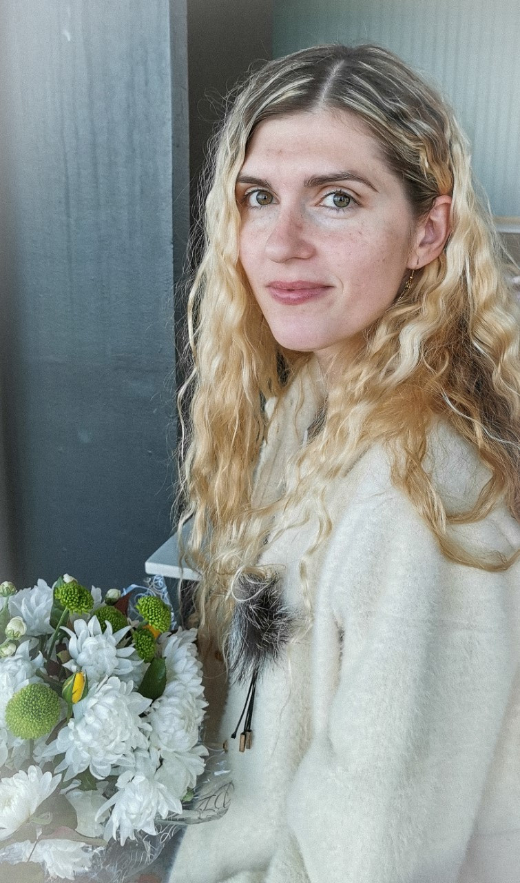 Portraits. Online/offline mobile photographer from Australia Olga Conacher