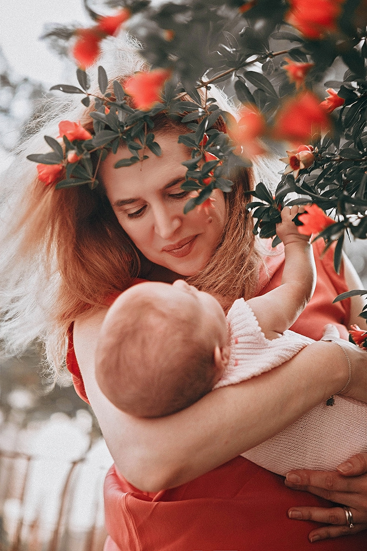 Julia. Professional photographer based in Rome