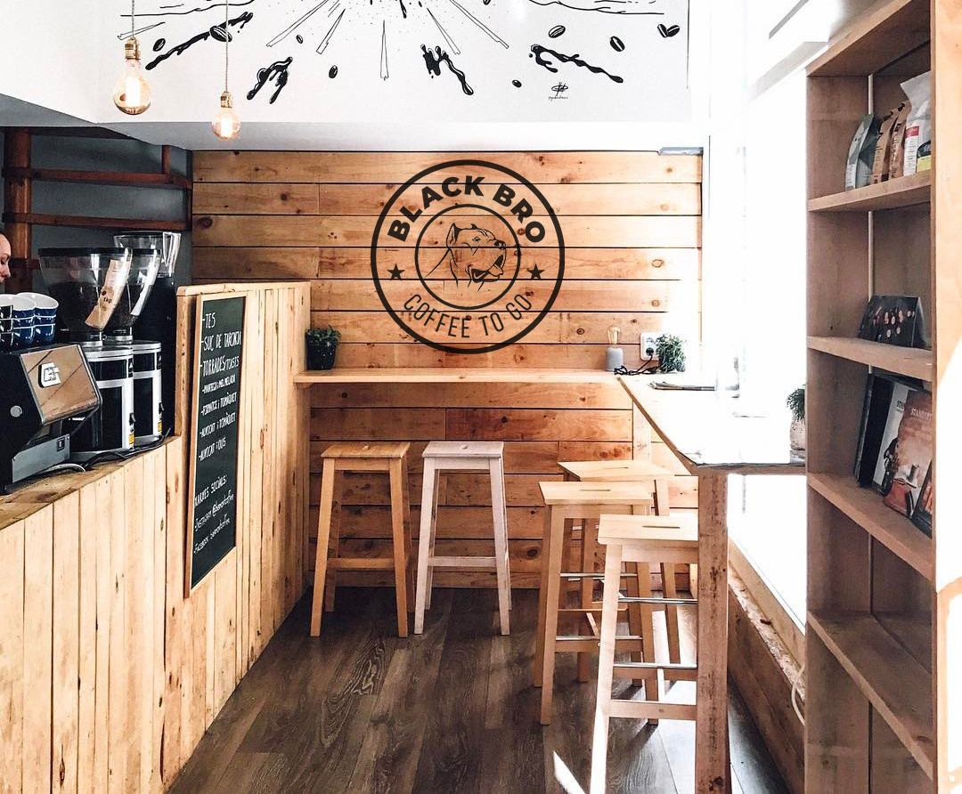 Оформление витрин и магазинов. Рекламное агентство в Германии