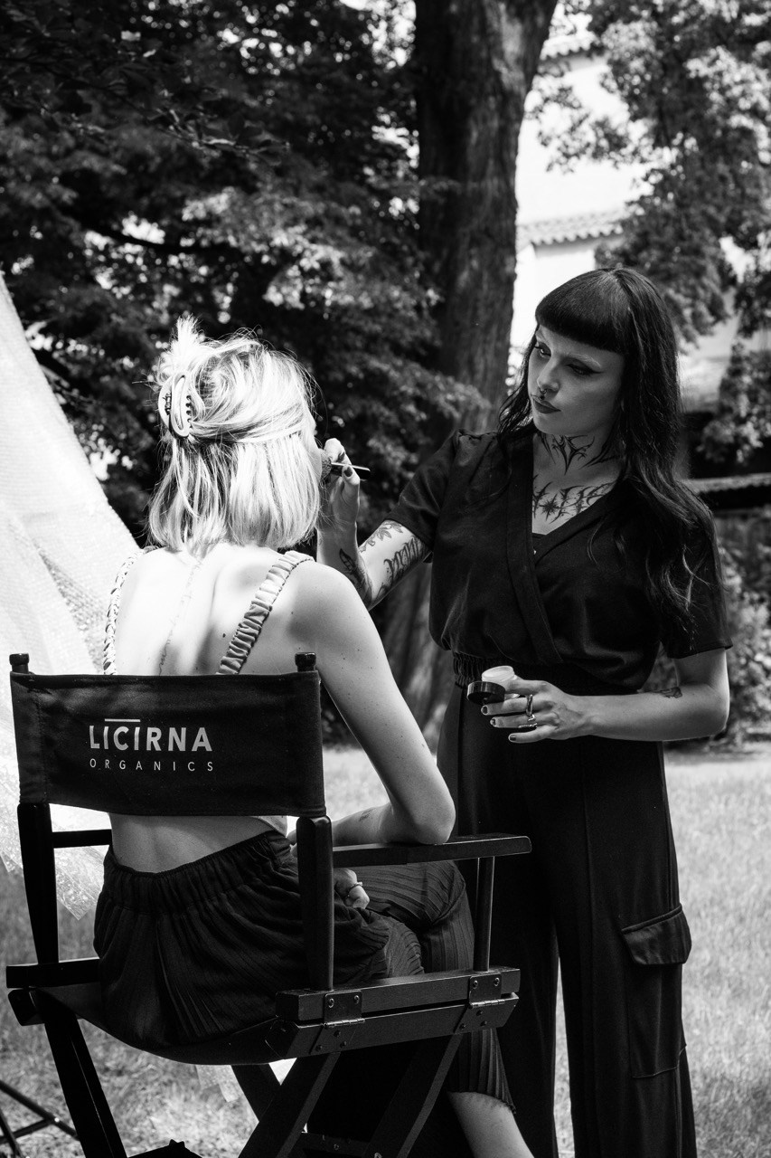 BACKSTAGE. Dana Lišková — Empathetic Photographer | Introspective Artist |Neurodivergent Coach | Founder of Artepy.cz