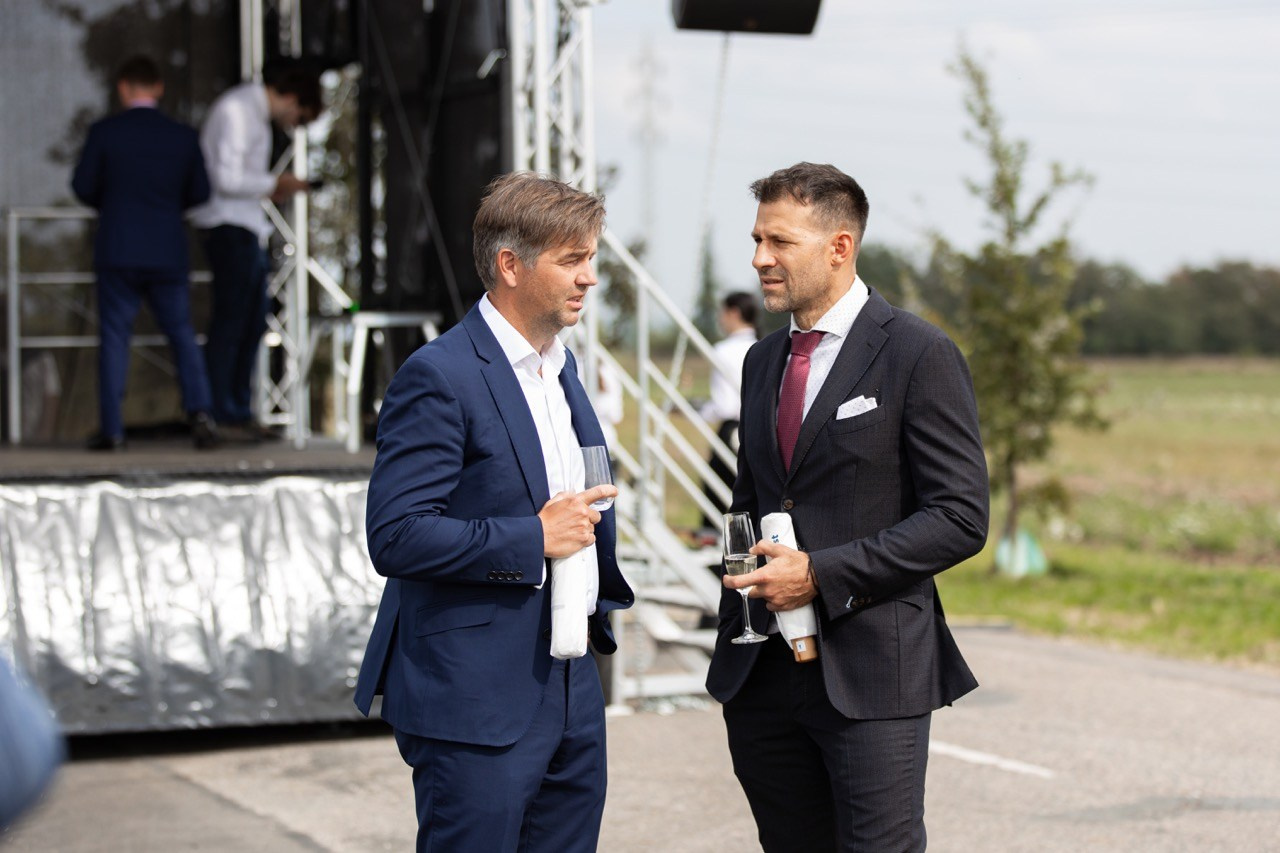 Dana Lišková - Eventová fotografka Praha - event fotografie - firemní akce - byznys portrét - korporátní fotografie 