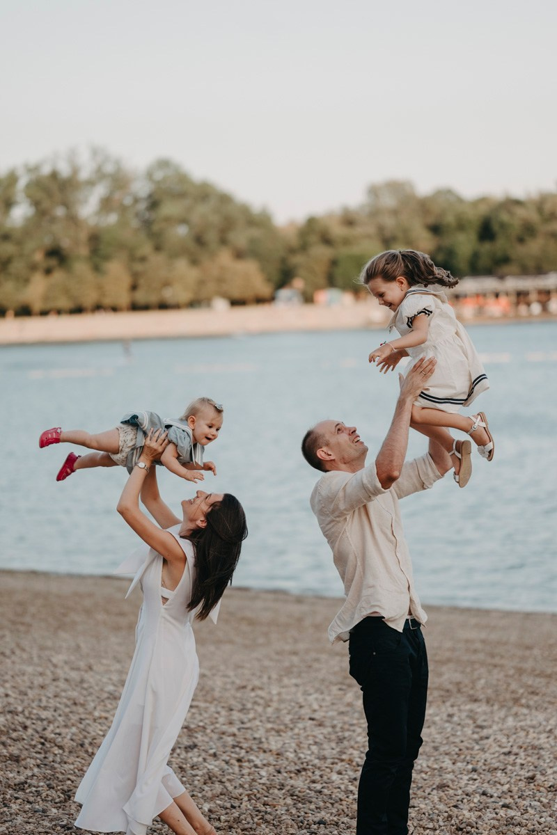 Panici / porodicno fotografisanje napolju. Deciji i porodicni fotograf u Beogradu Oksana Skendzic