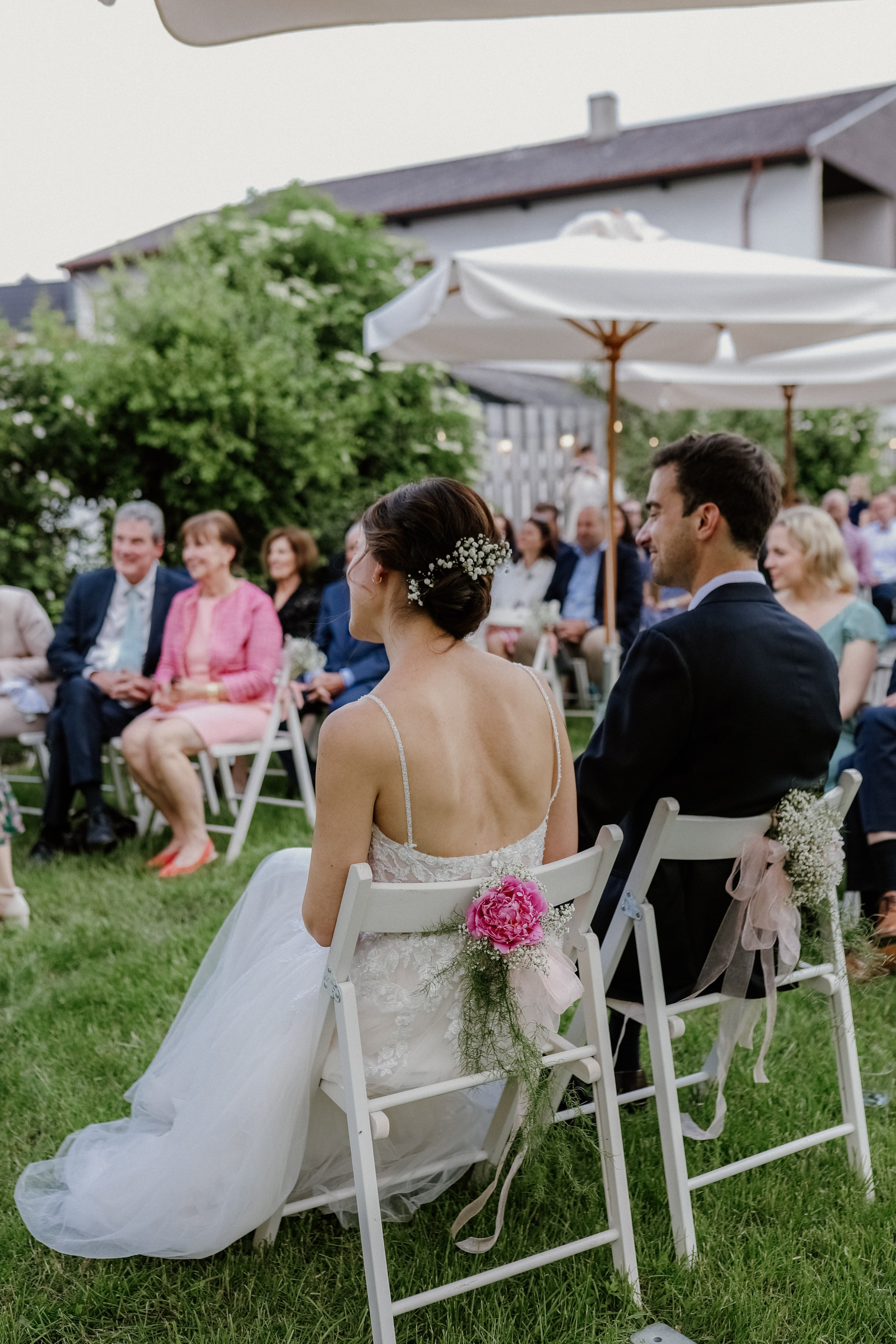 HOCHZEIT IN WEINHAUS MOTZENBÄCKER. Hochzeitsfotograf und Familienfotograf in Neustadt an der Weinstraße, Haßloch, Ludwigshafen, Speyer und Landau - Ekaterina Seoud