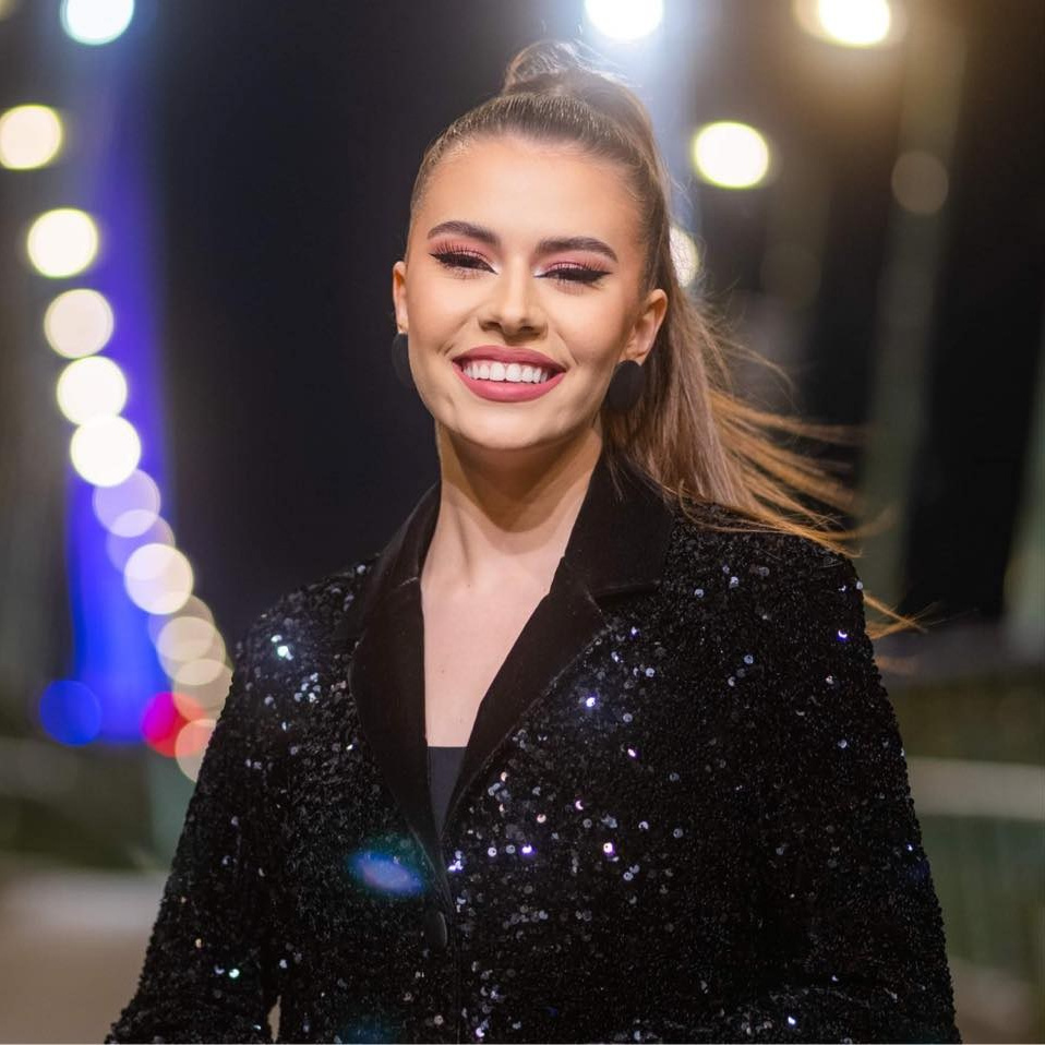 Hai sa ne cunoastem. Emotions Photo Art