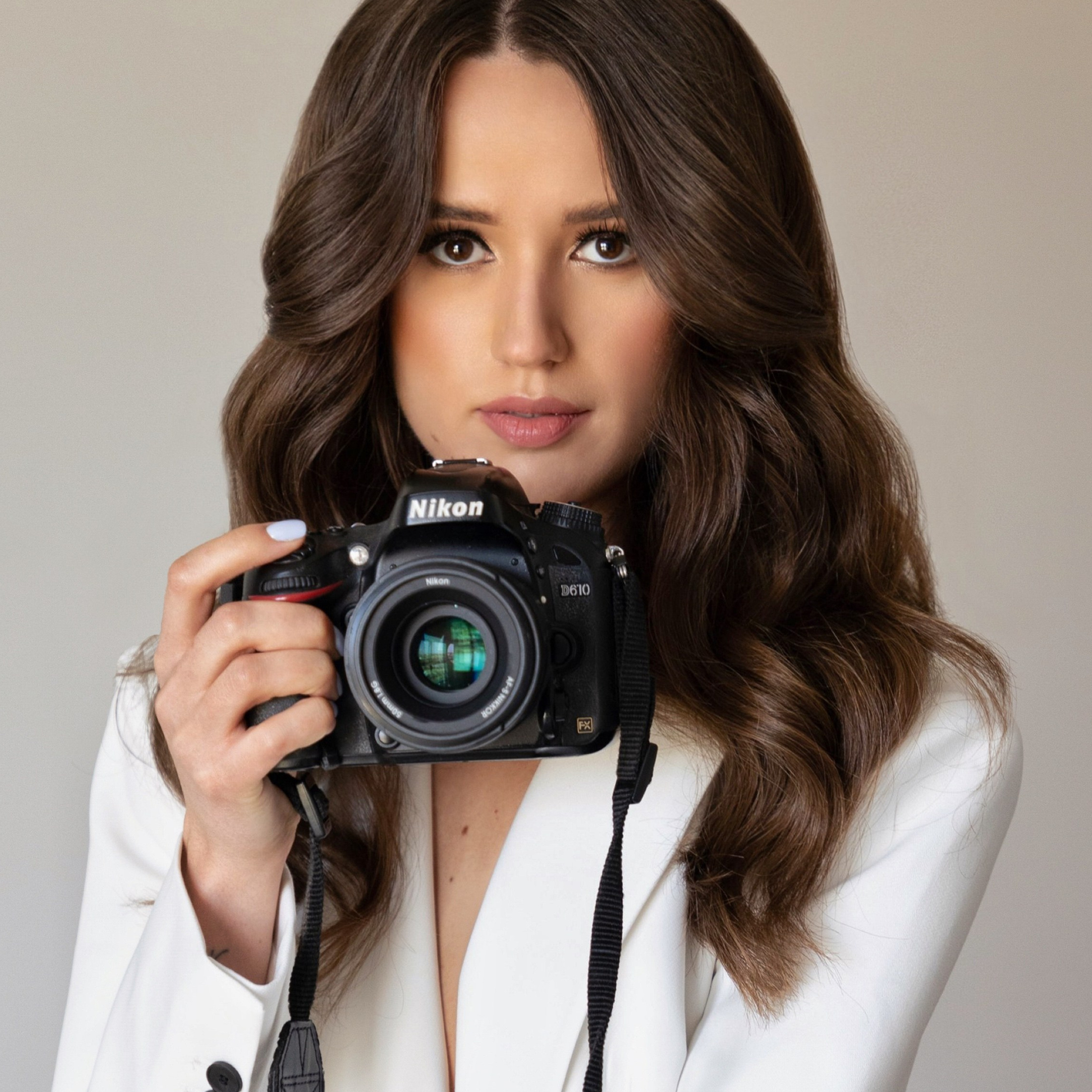 Julia Kuzmovych personal and pregnancy photographer in London