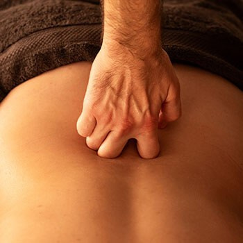 Massage in Köln – tiefer Druck für Entspannung und Wohlbefinden
